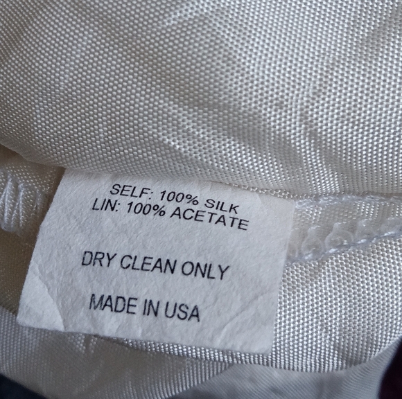 Silk Fully-lined Off shoulder Cream Dress - Picture 5 of 5